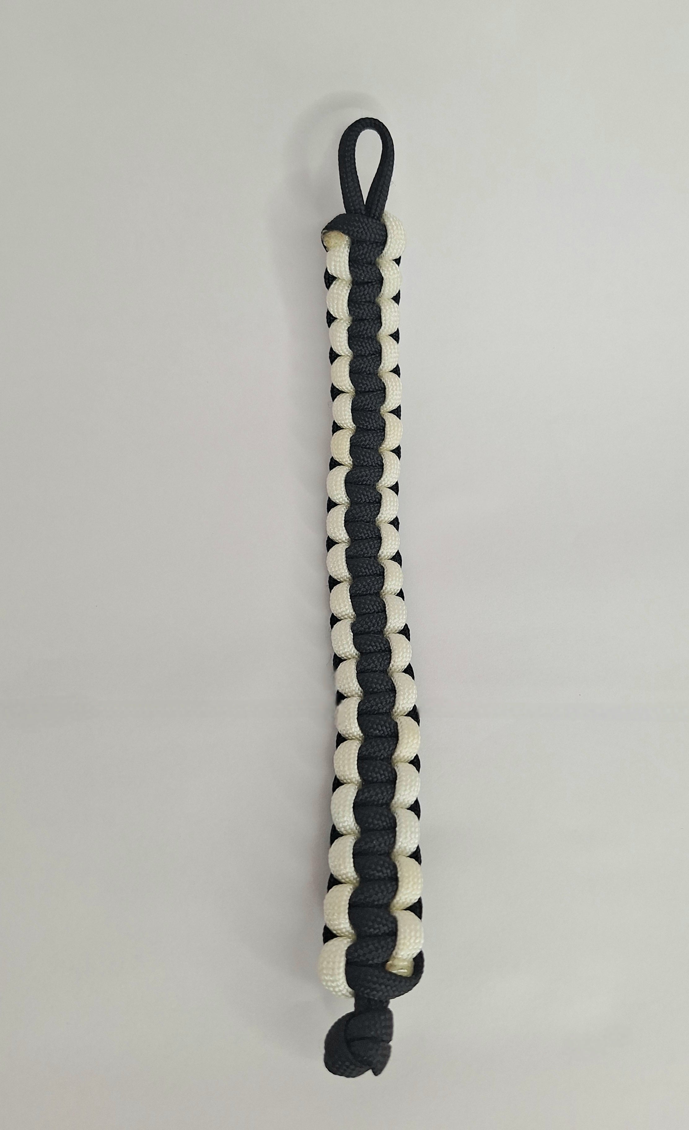 Black and white paracord bracelet