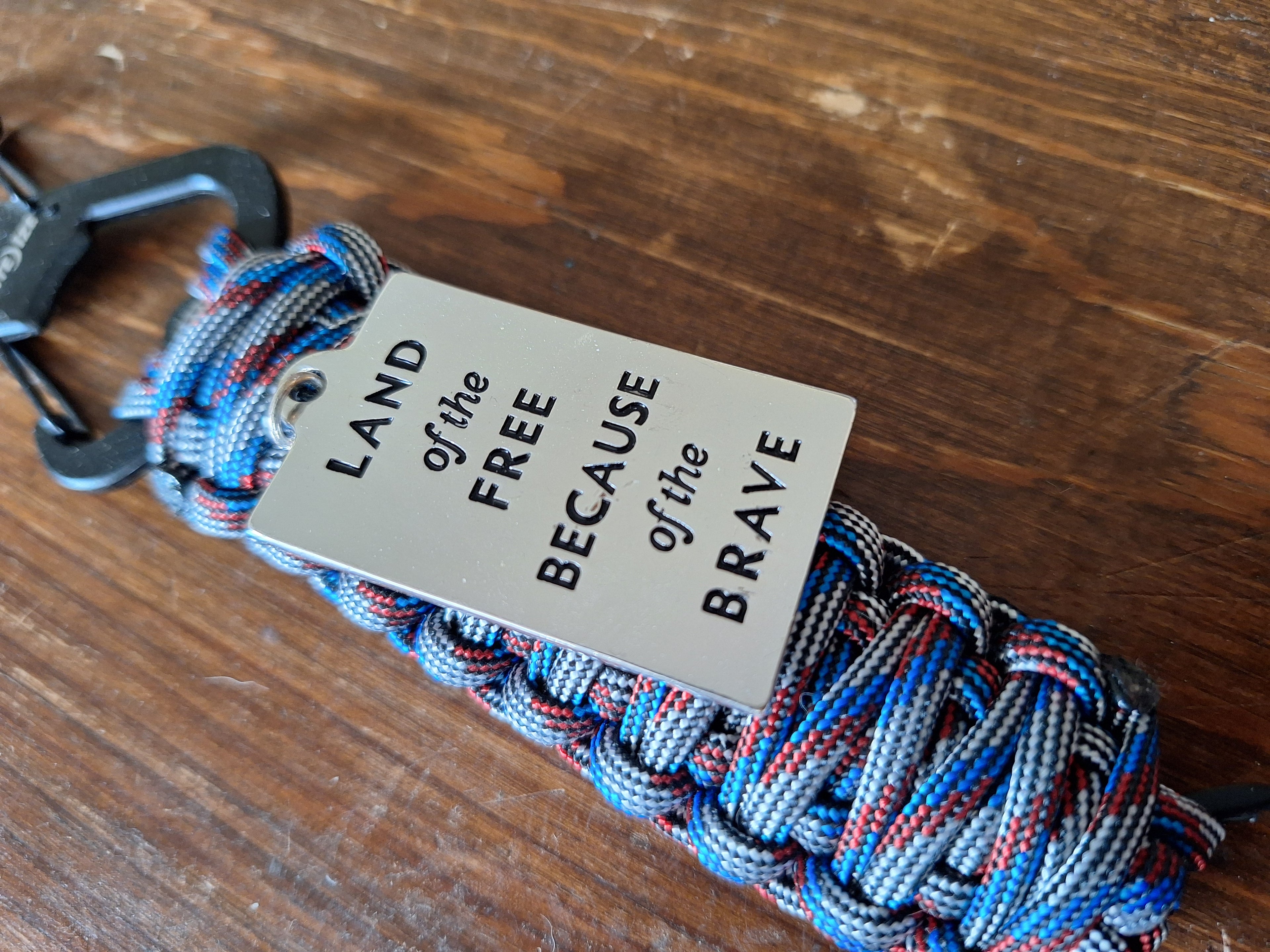 250 USA 🇺🇸 paracord Keychain