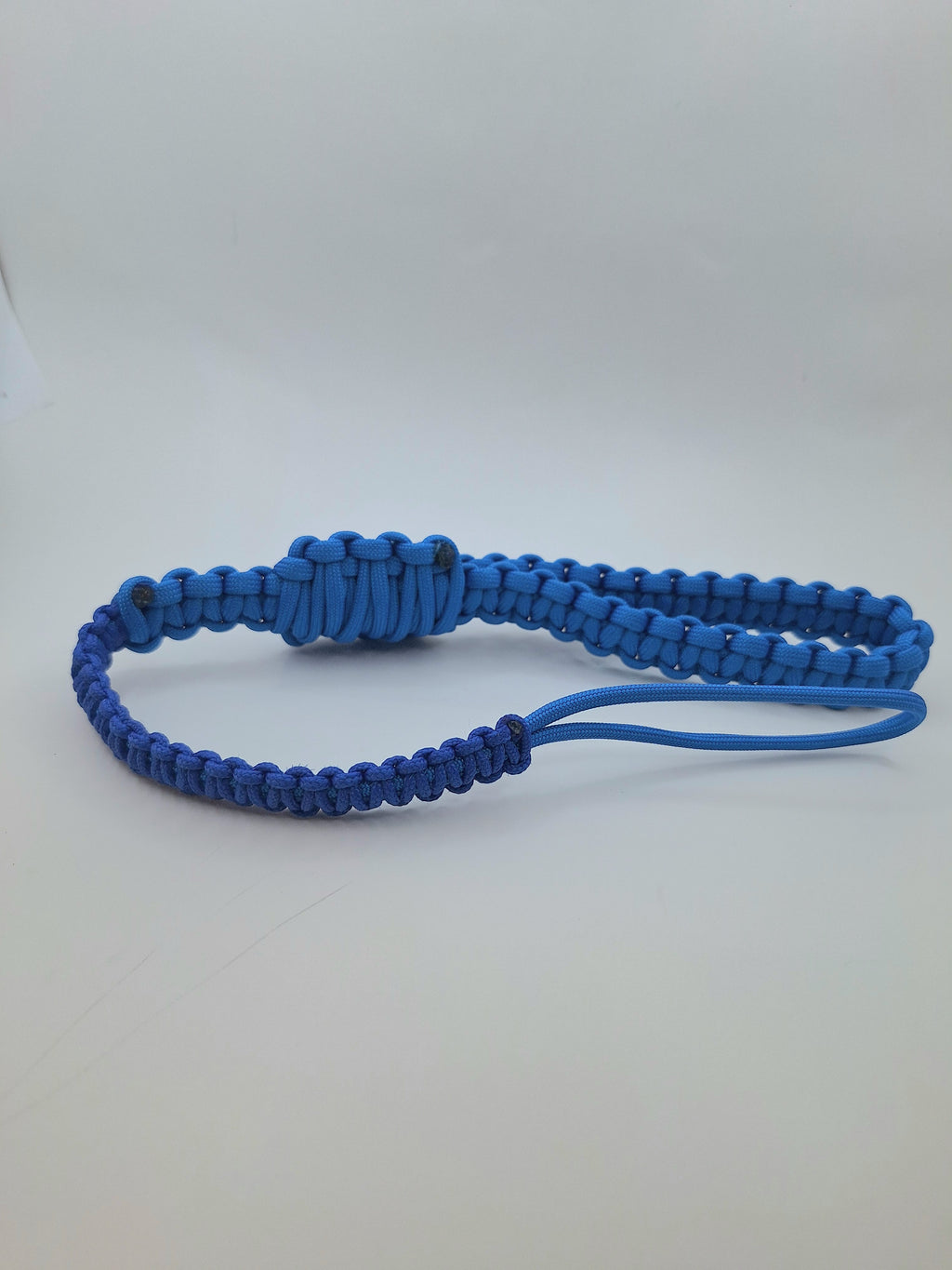 Paracord dog tug
