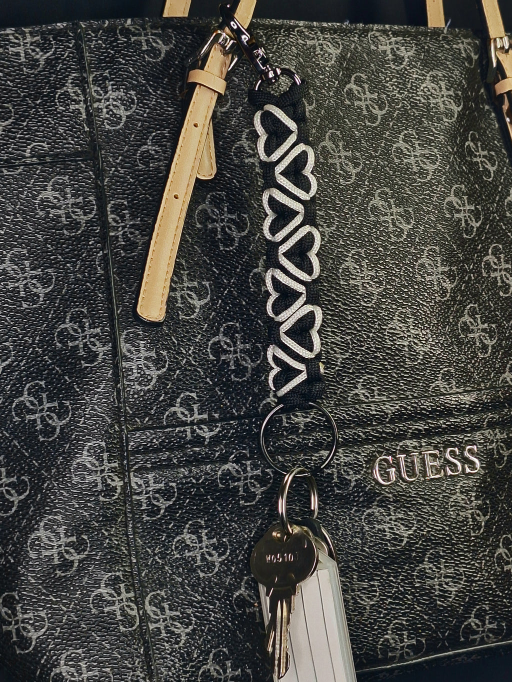Black paracord Keychain with White hearts