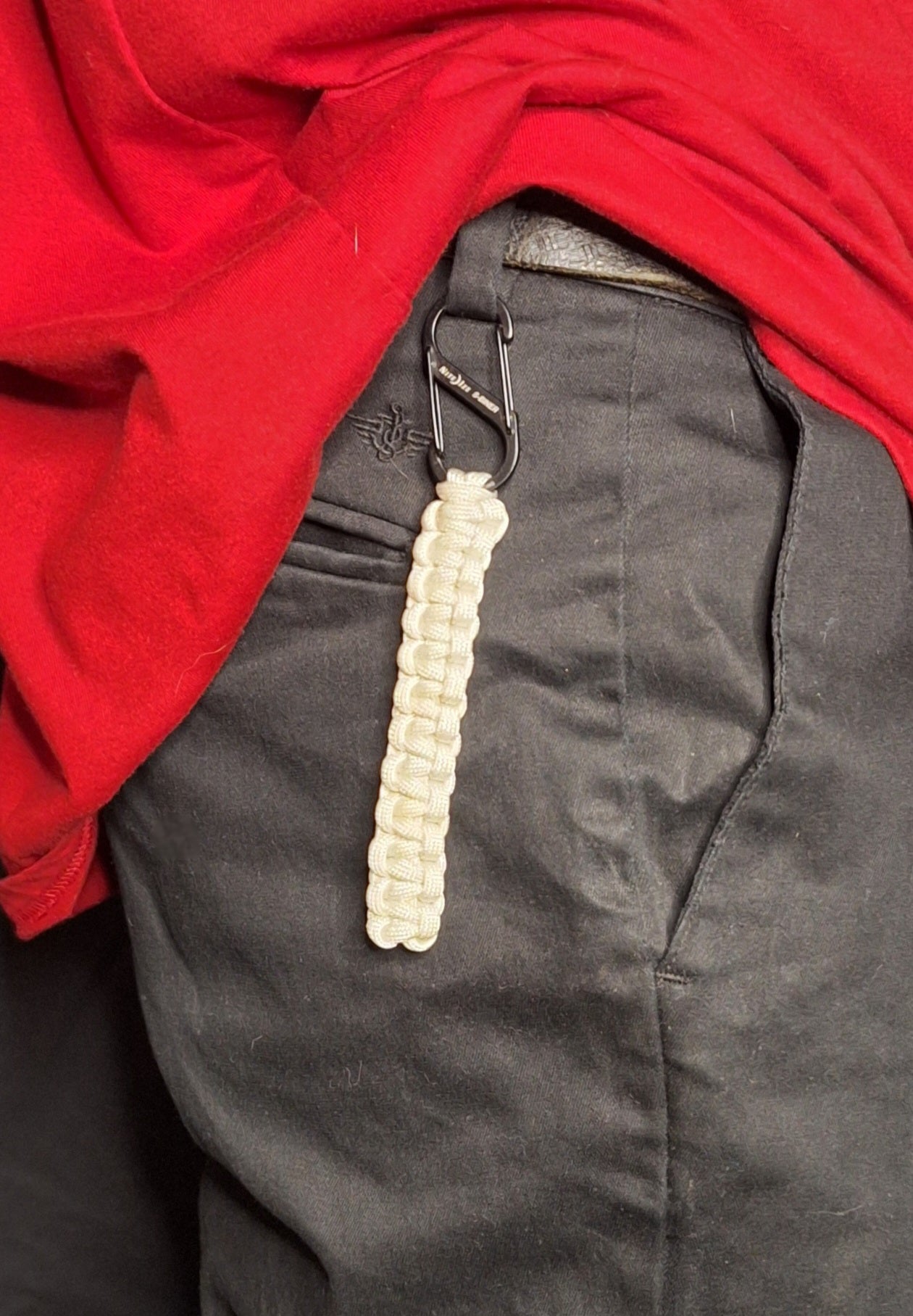 S biner white paracord Keychain