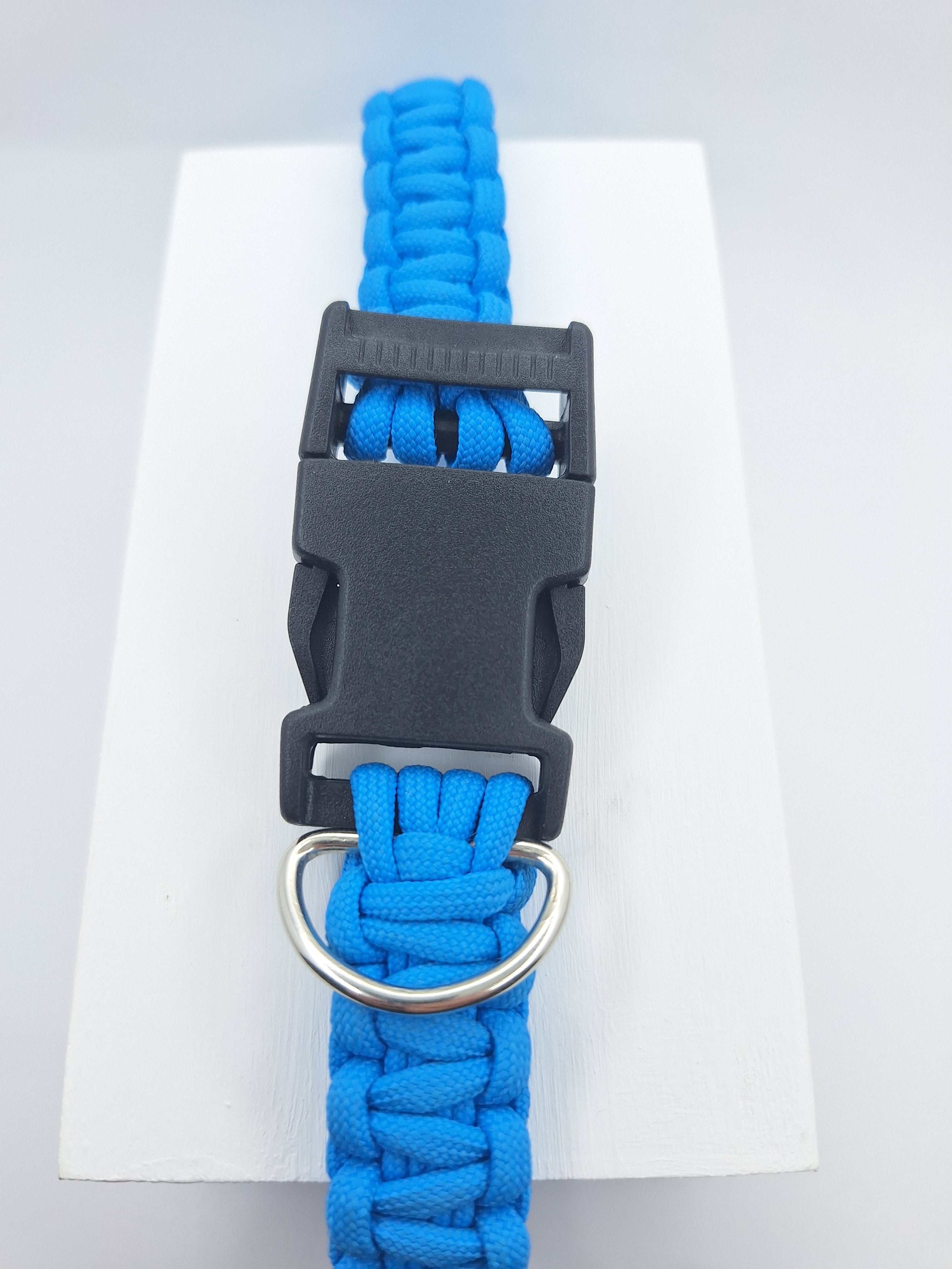 Sky blue Paracord dog collar
