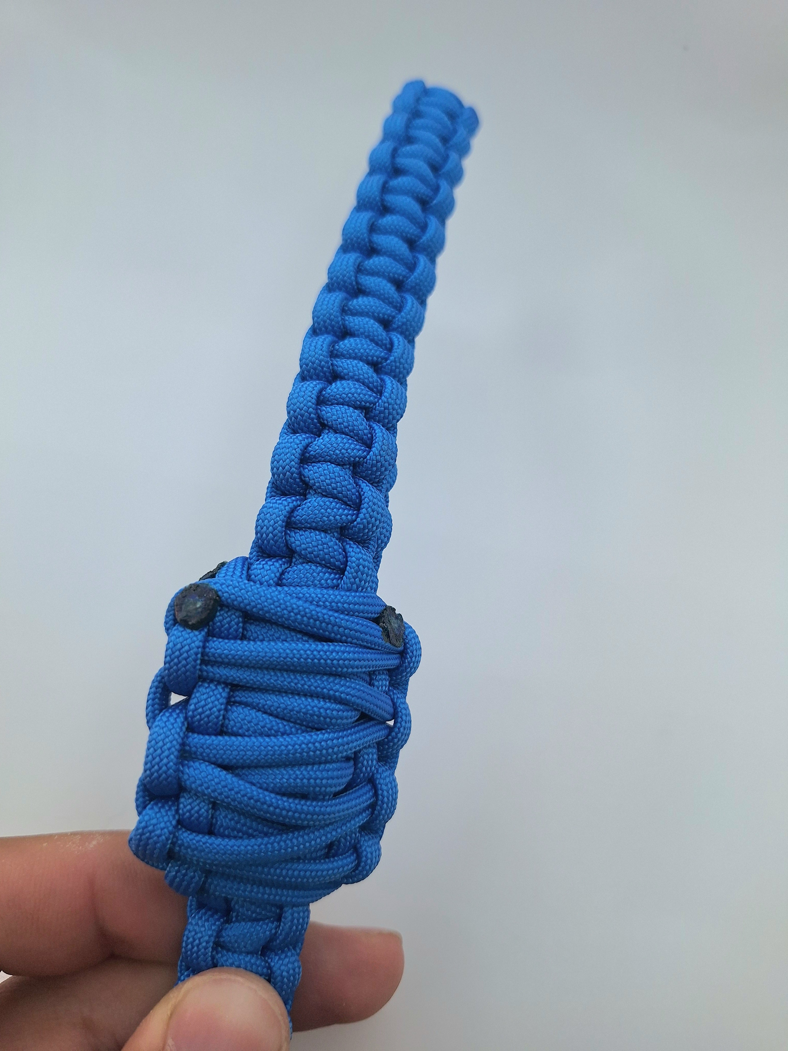 Paracord dog tug