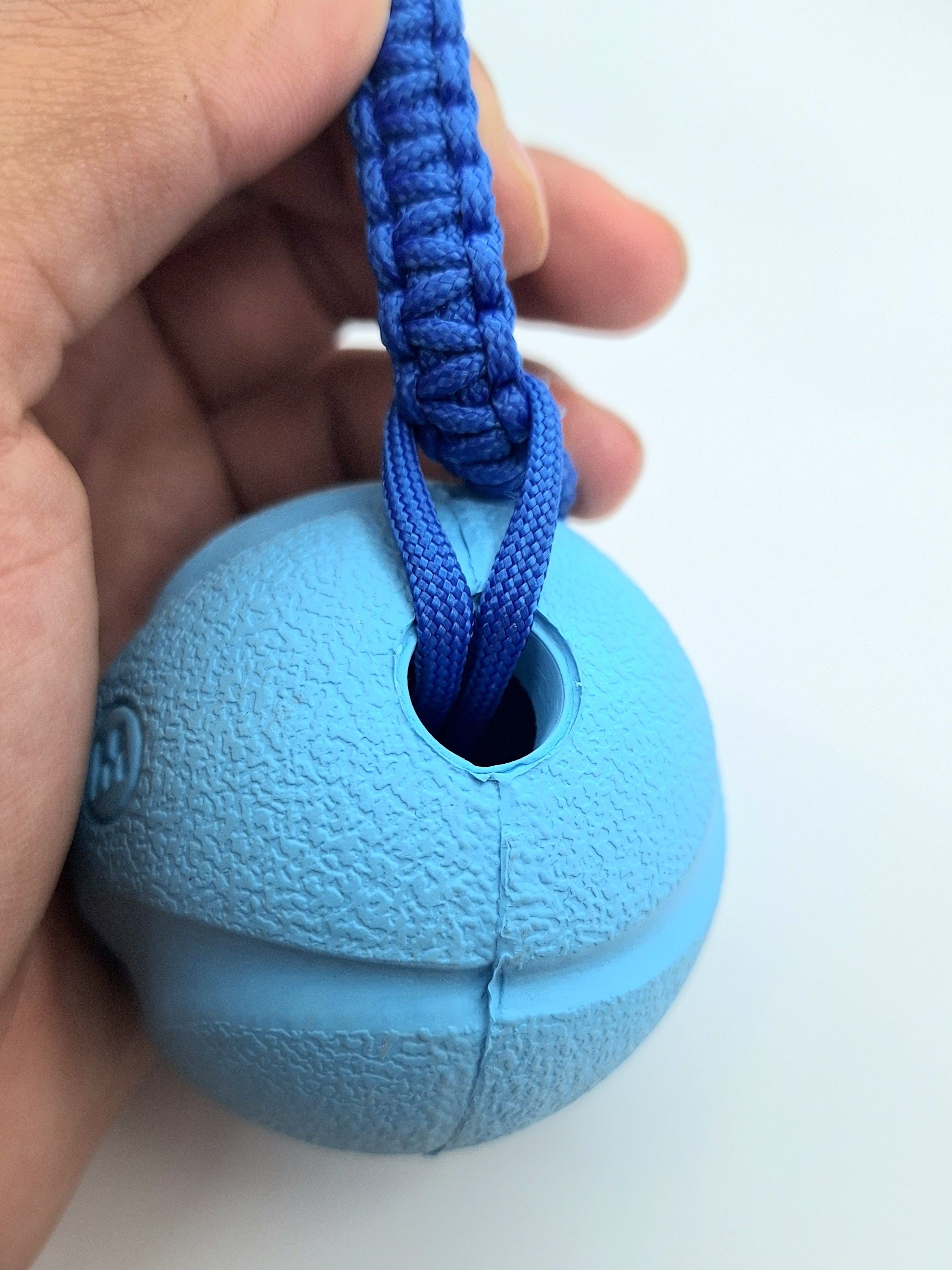 Paracord dog tug