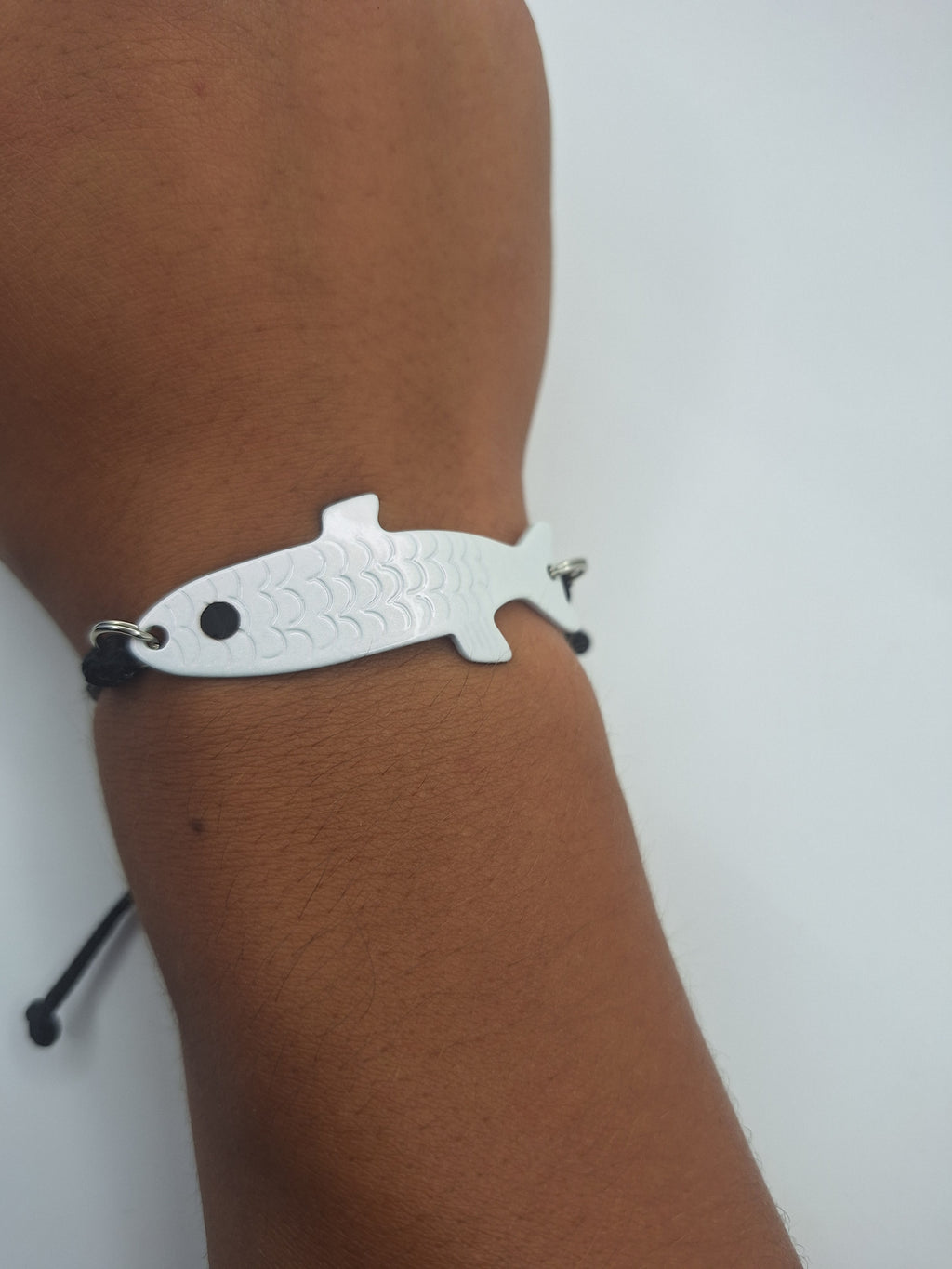 Fishing lure bracelet