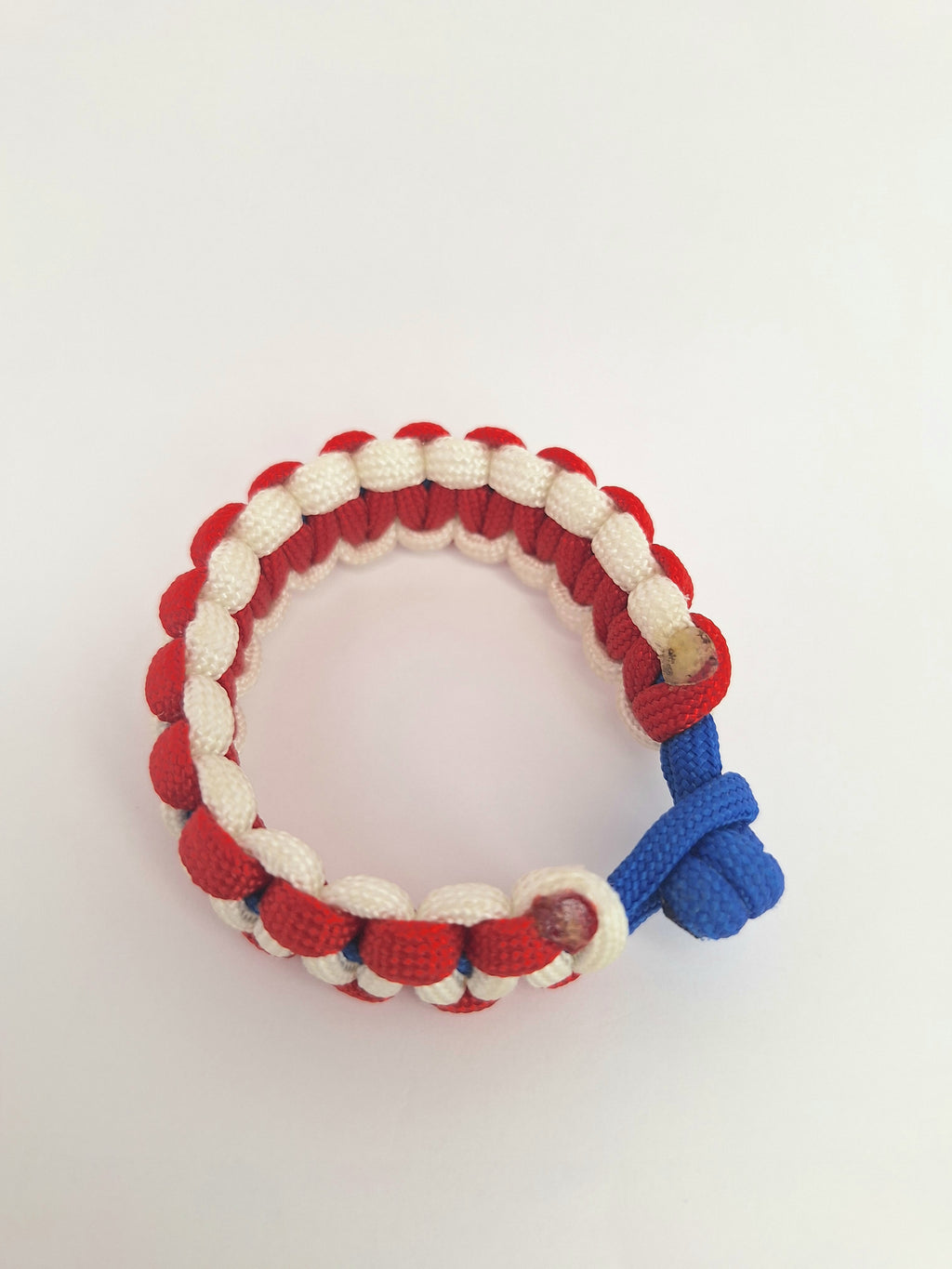 Red/white paracord bracelet