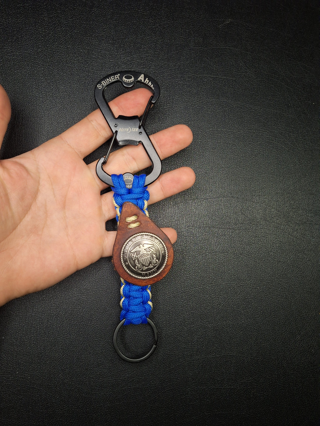 Navy paracord Keychain