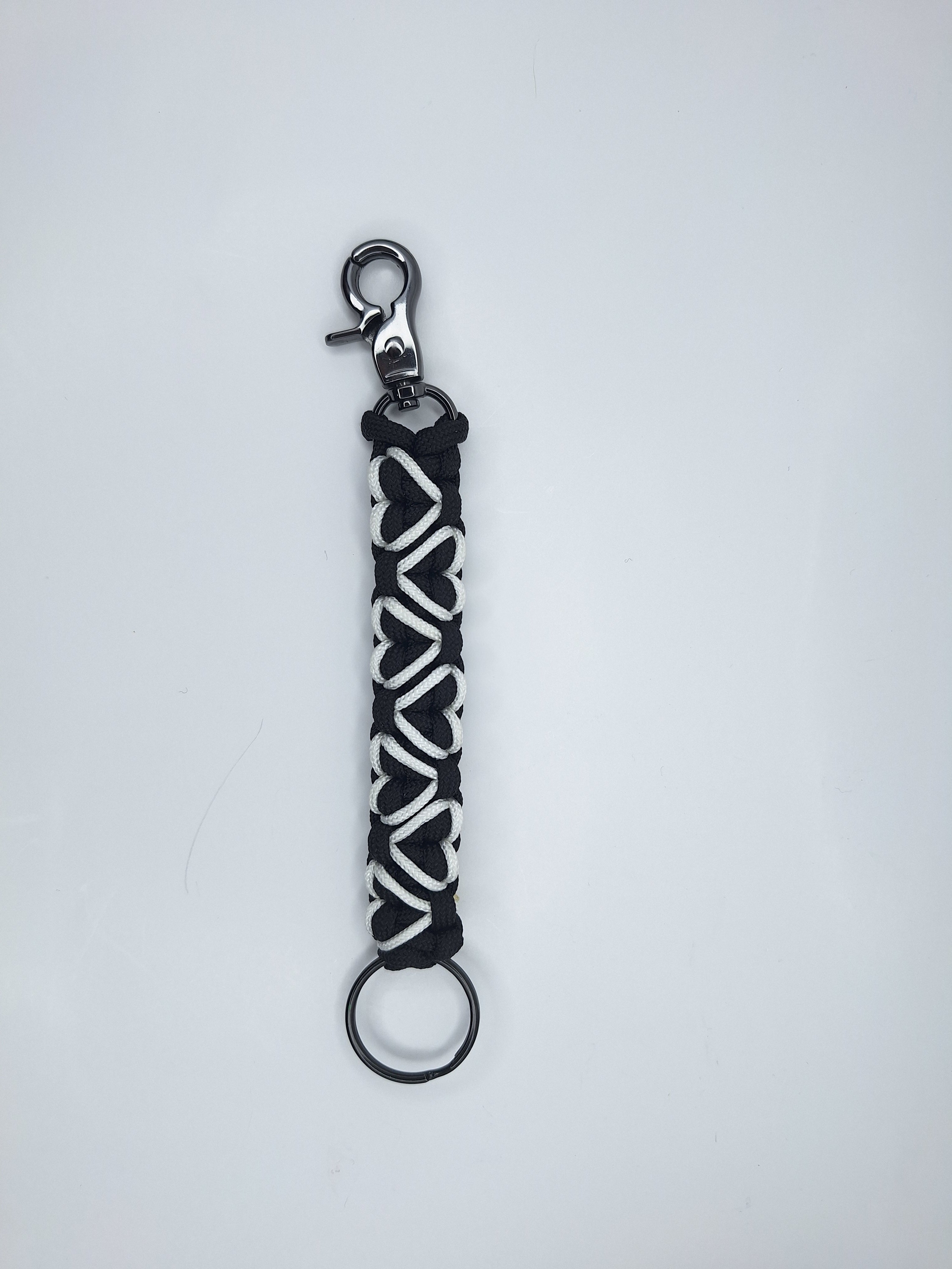 Black paracord Keychain with White hearts