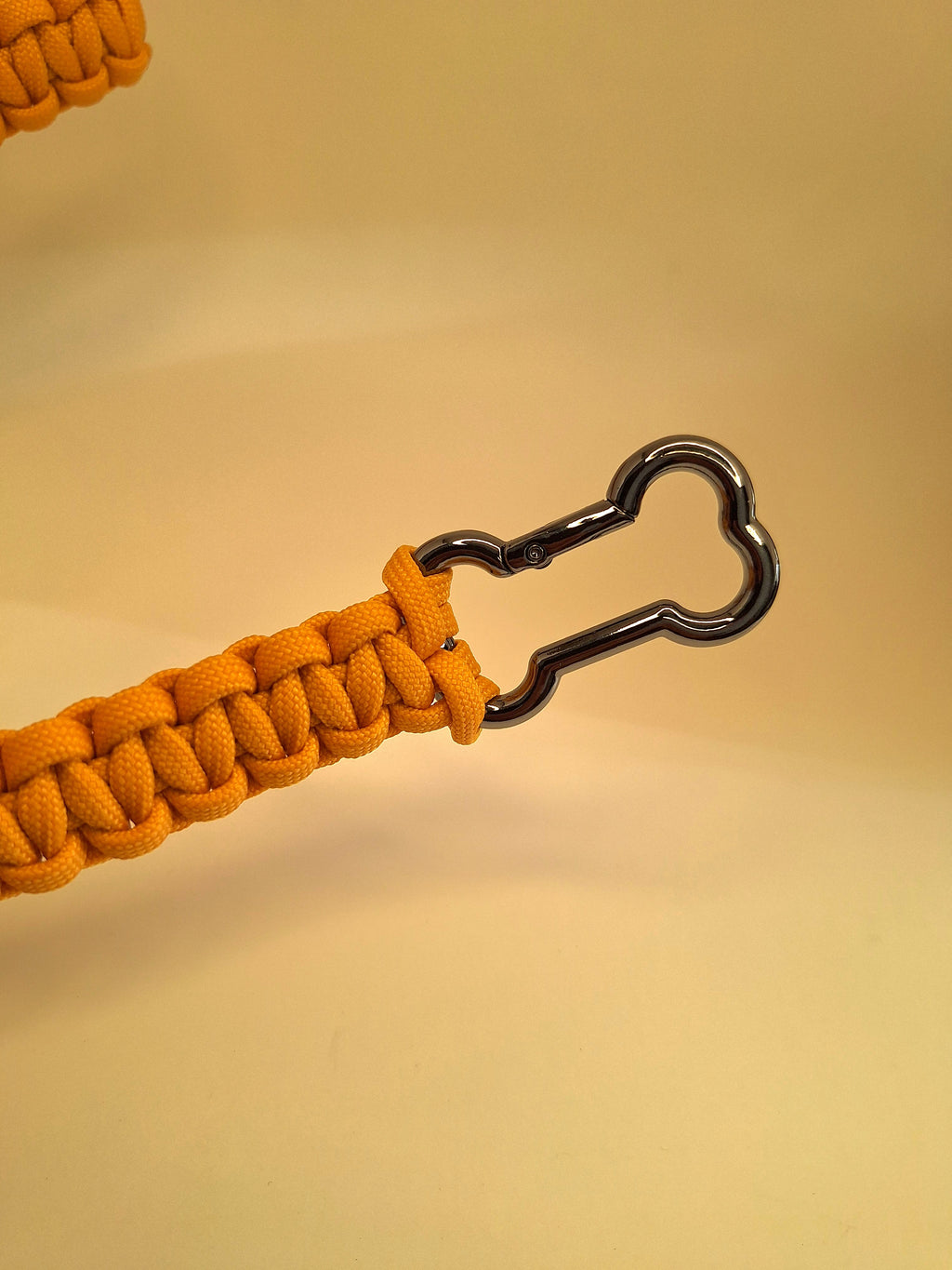 Golden yellow paracord dog leash