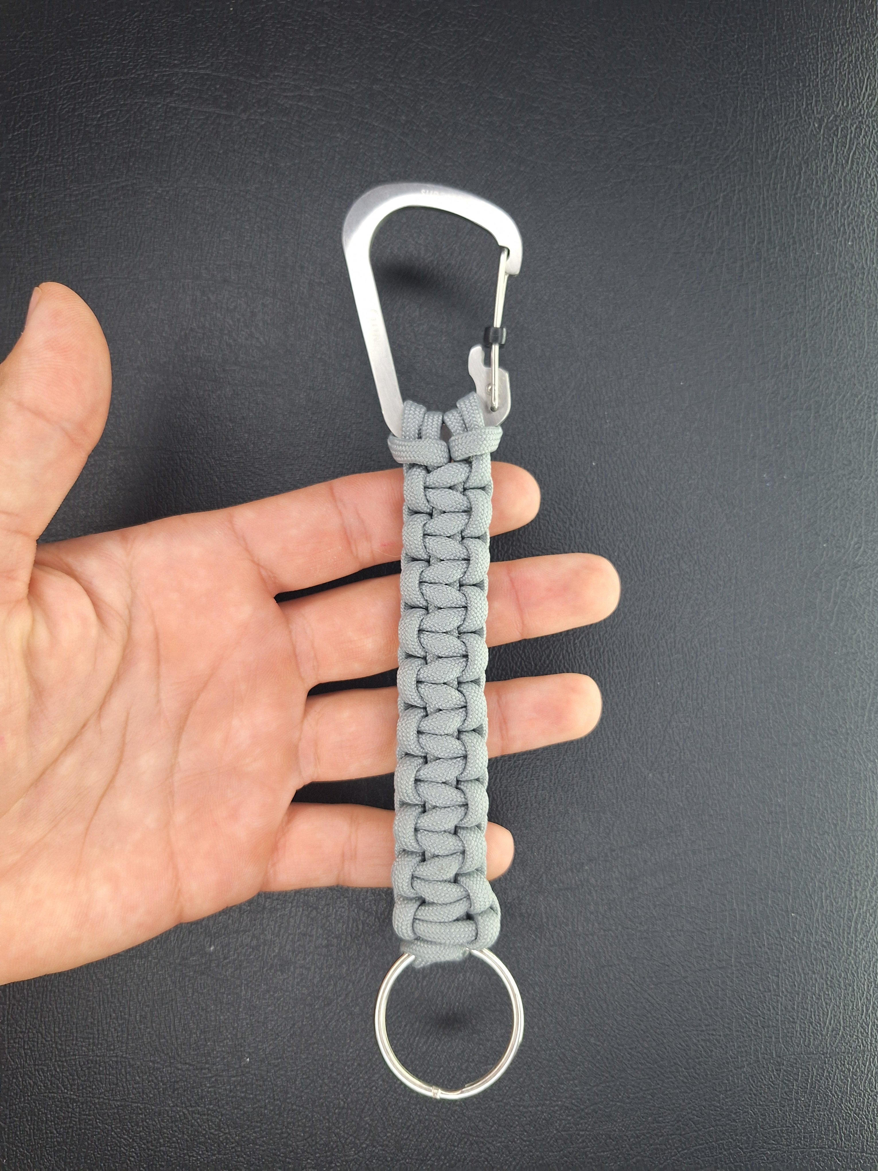 Light Grey paracord Keychain