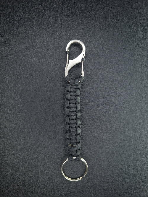 black paracord keychain