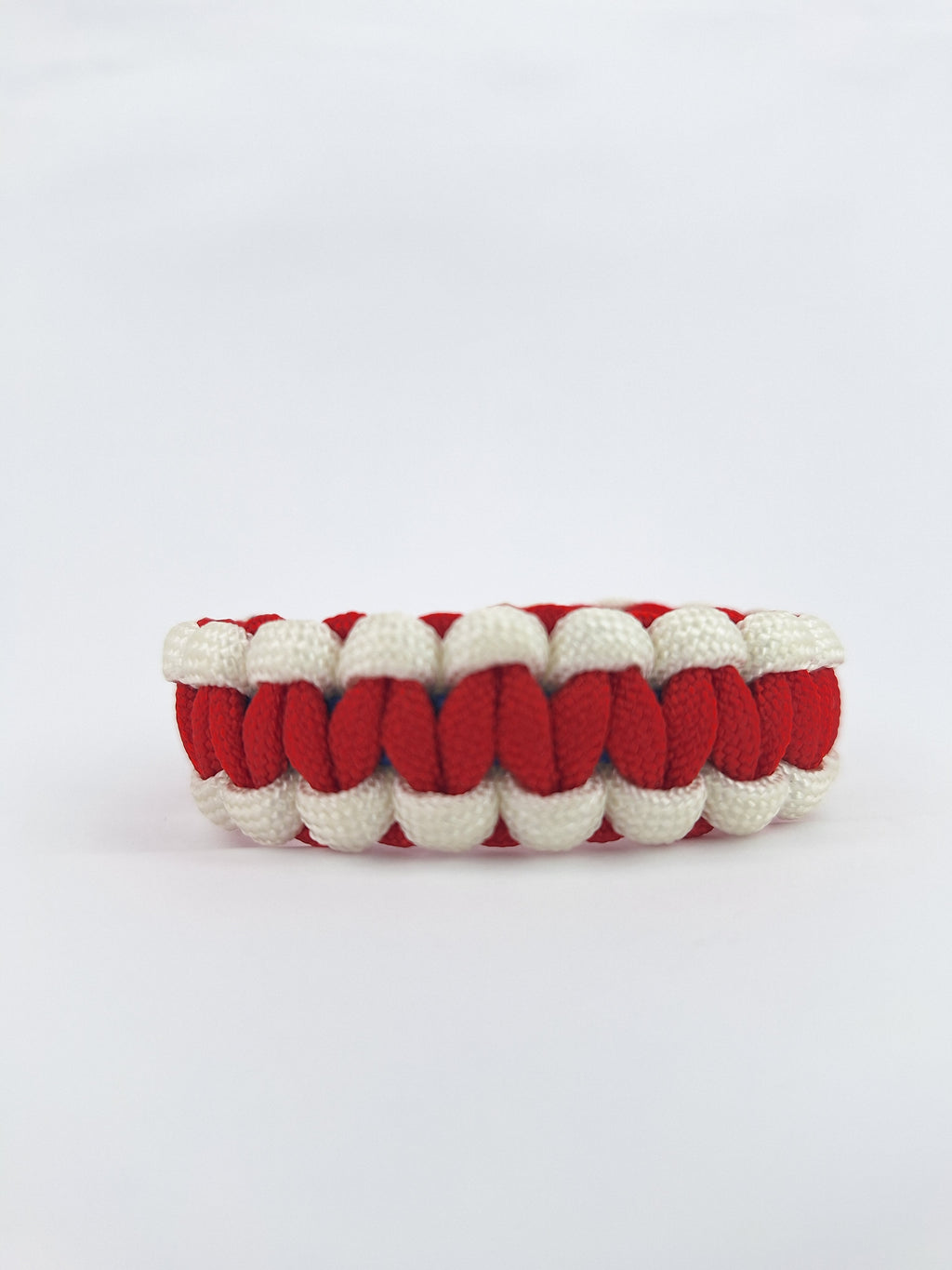 Red/white paracord bracelet