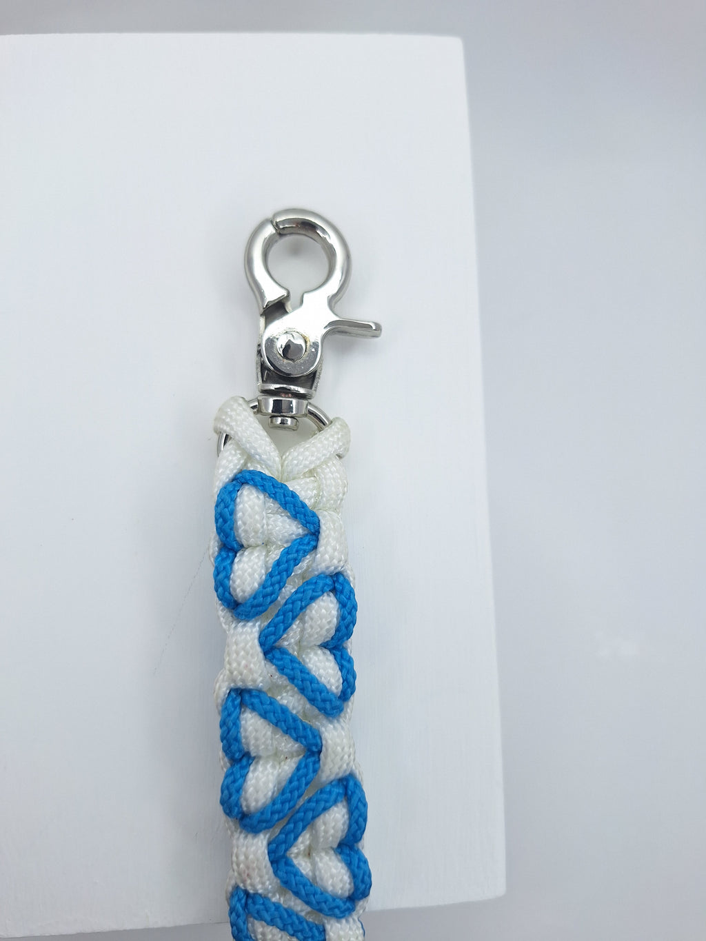 White paracord Keychain with sky blue hearts