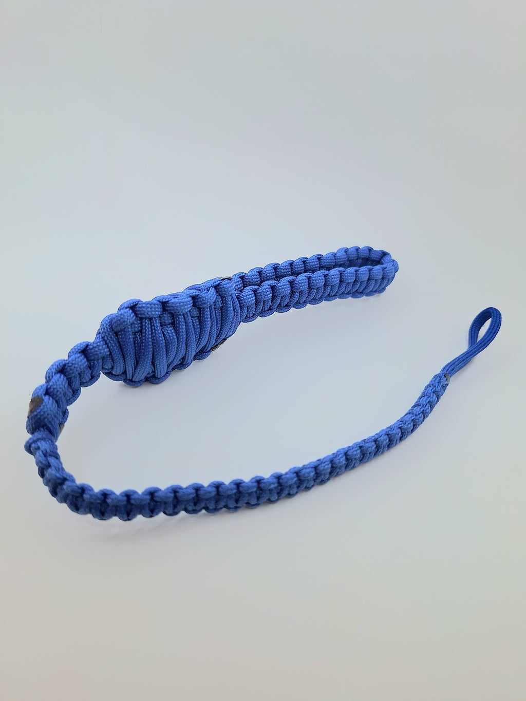 Paracord dog tug