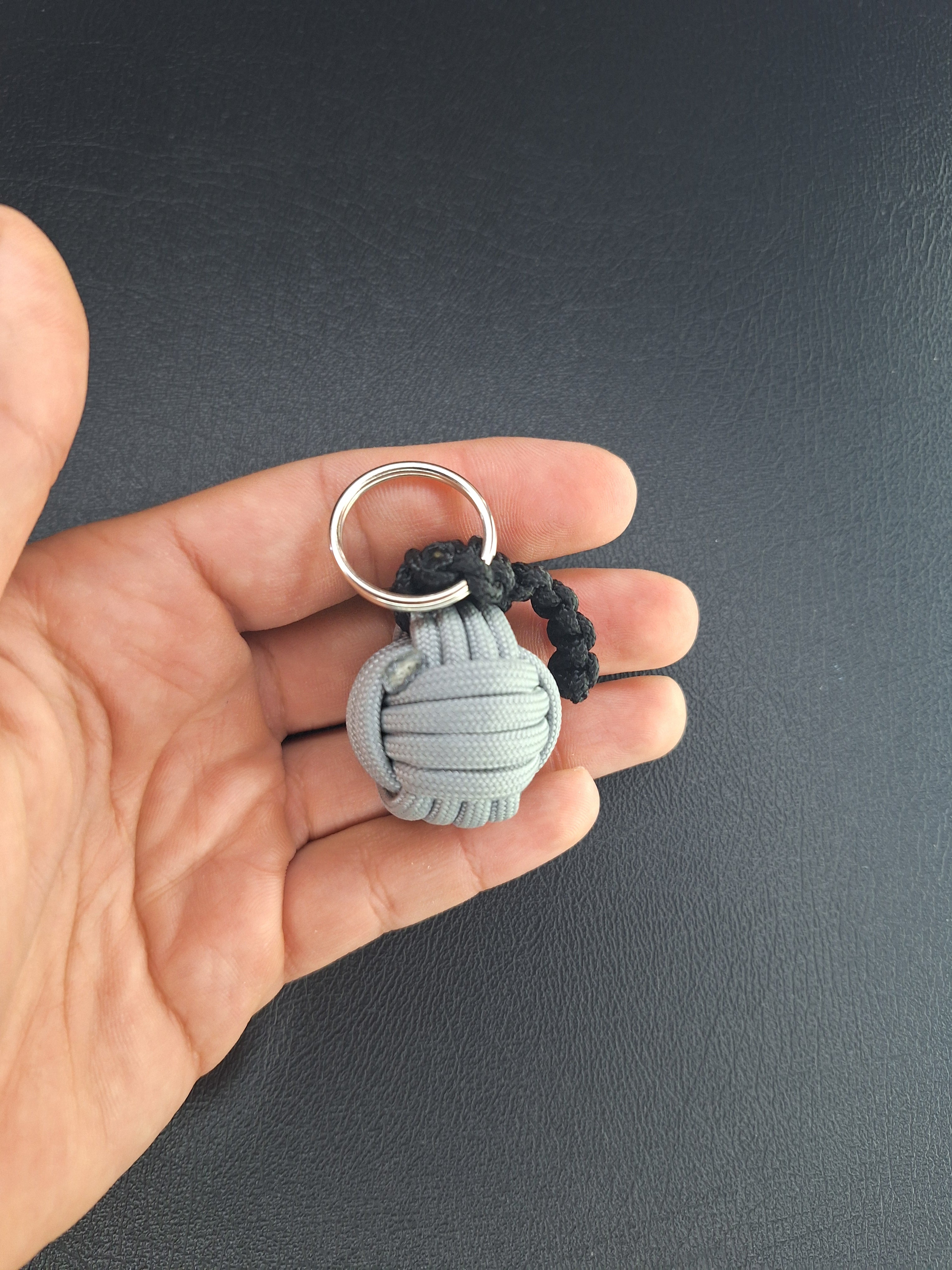 Silver paracord monkey fist gernade Keychain