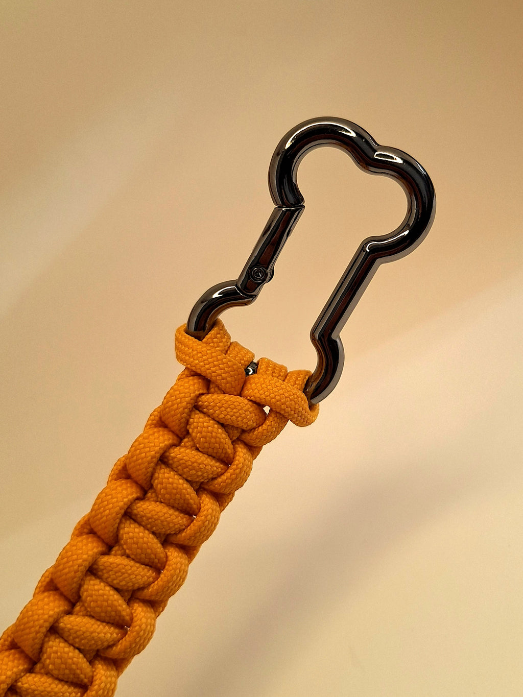 Golden yellow paracord dog leash