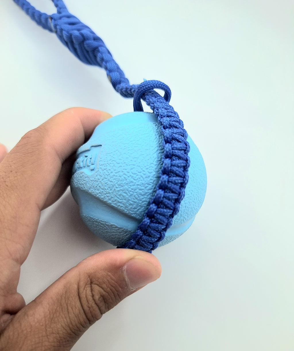 Paracord dog tug