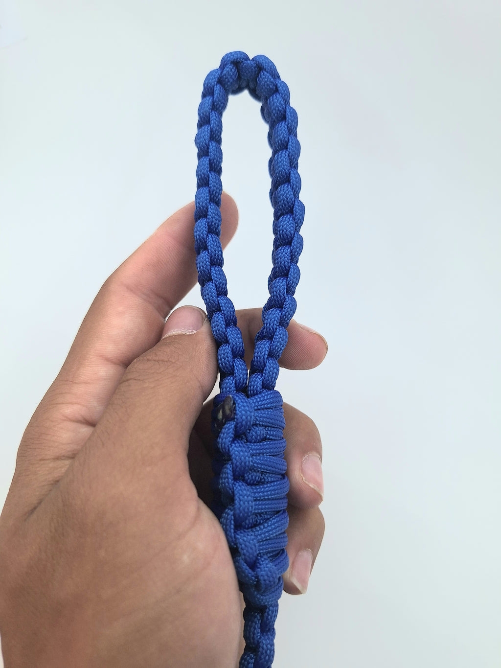 Paracord dog tug