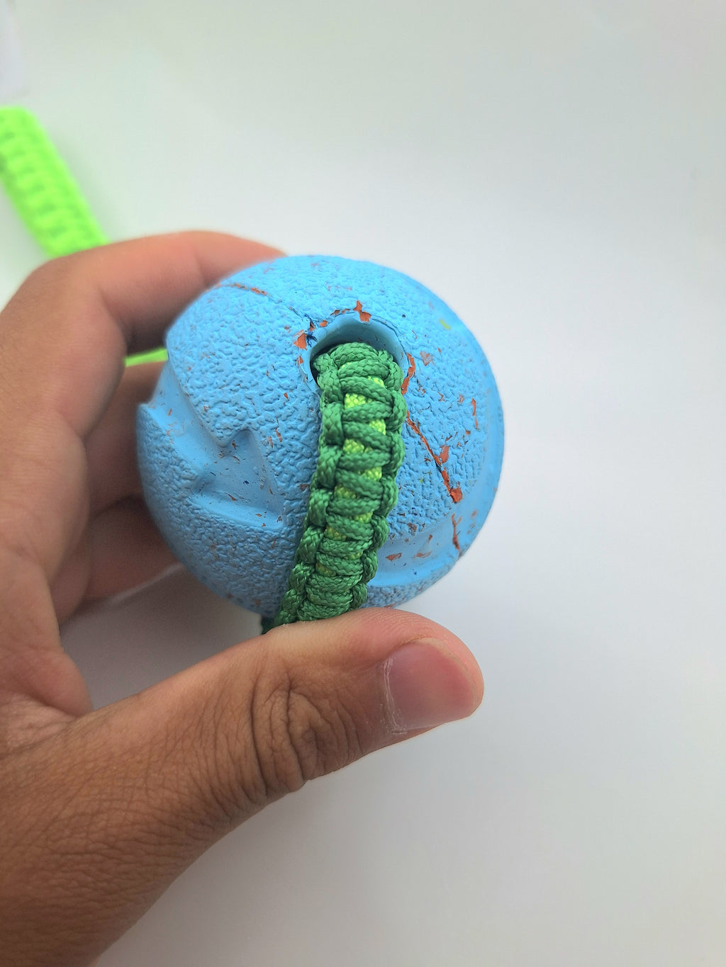 Paracord dog tug